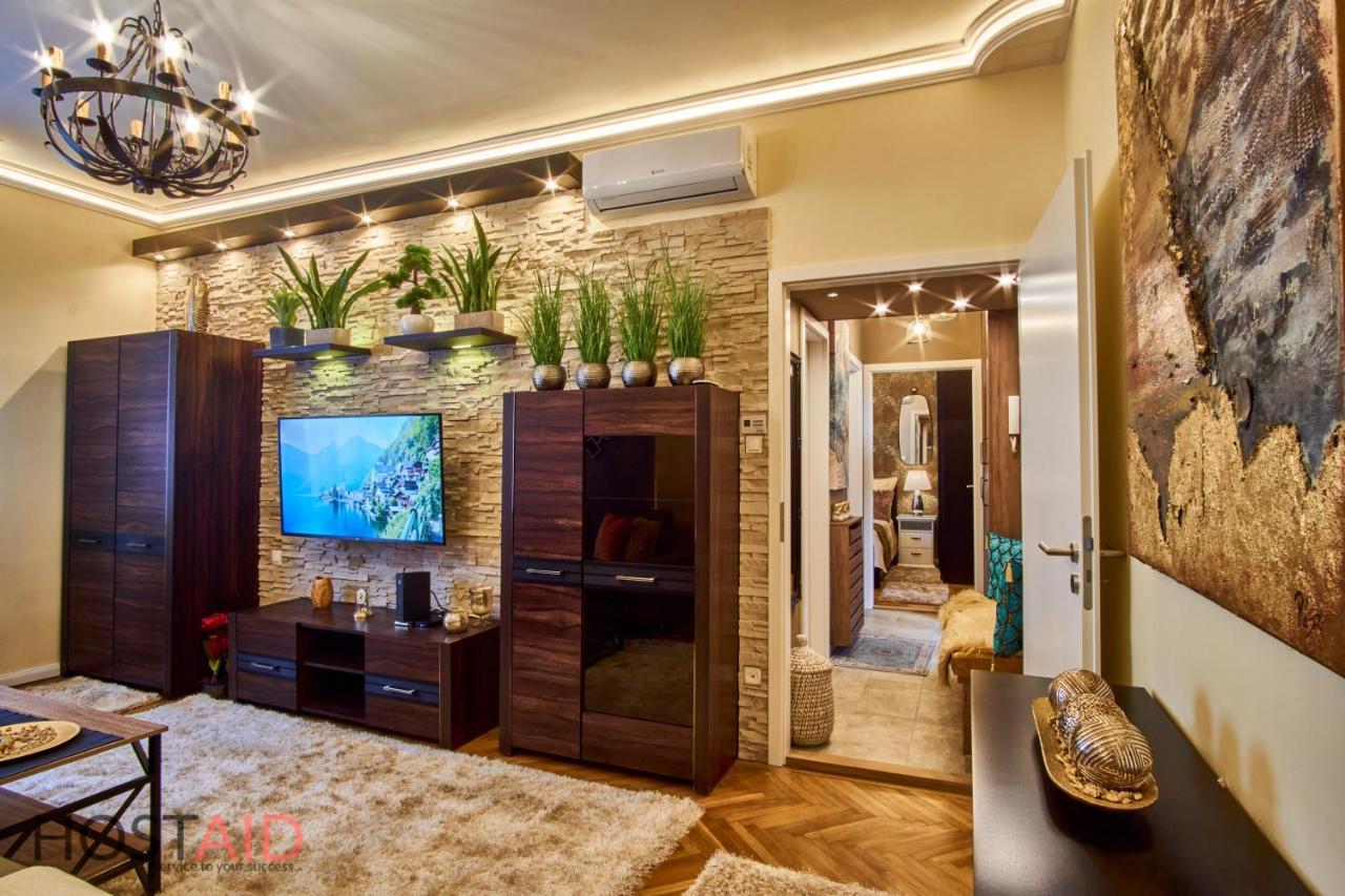 R7 Design Apartment - Hostaid Будапеща Екстериор снимка